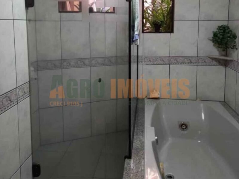 SOBRADO RESIDENCIAL E COMERCIAL