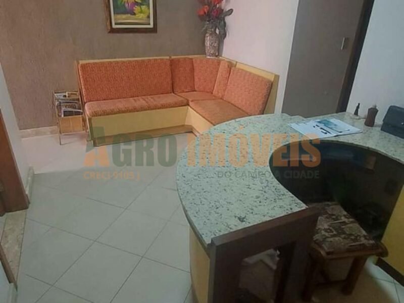 SOBRADO RESIDENCIAL E COMERCIAL