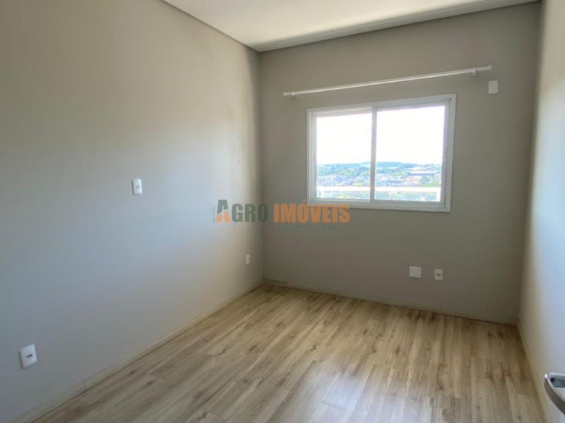 APARTAMENTO NO CENTRO NO EDIFÍCIO GOLDEN GARDEN