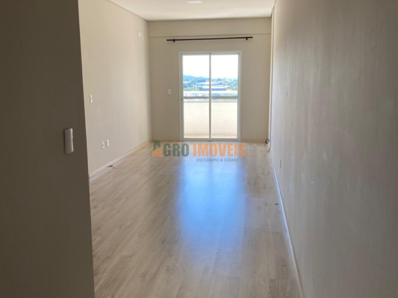 APARTAMENTO NO CENTRO NO EDIFÍCIO GOLDEN GARDEN