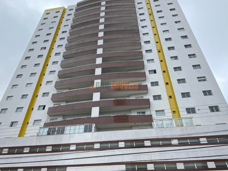 APARTAMENTO NO CENTRO NO EDIFÍCIO GOLDEN GARDEN