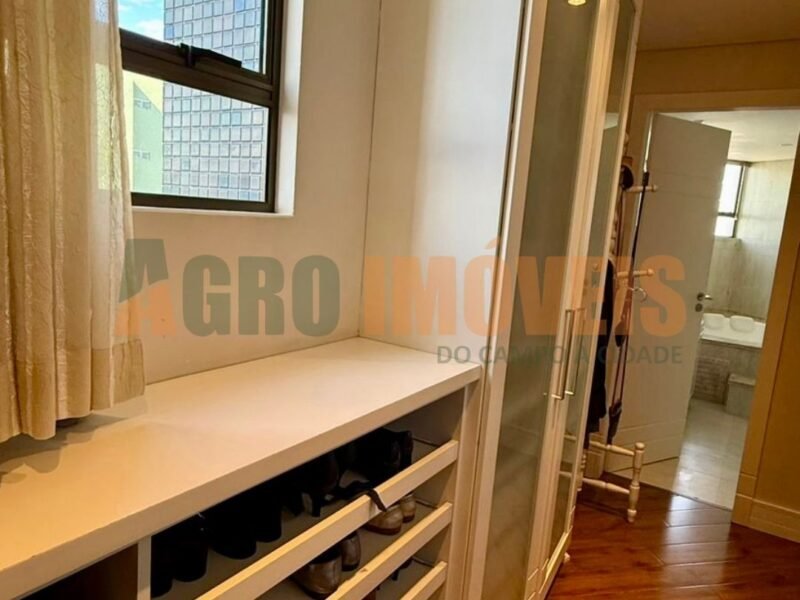 APARTAMENTO À VENDA NO EDIFÍCIO ARASSAY